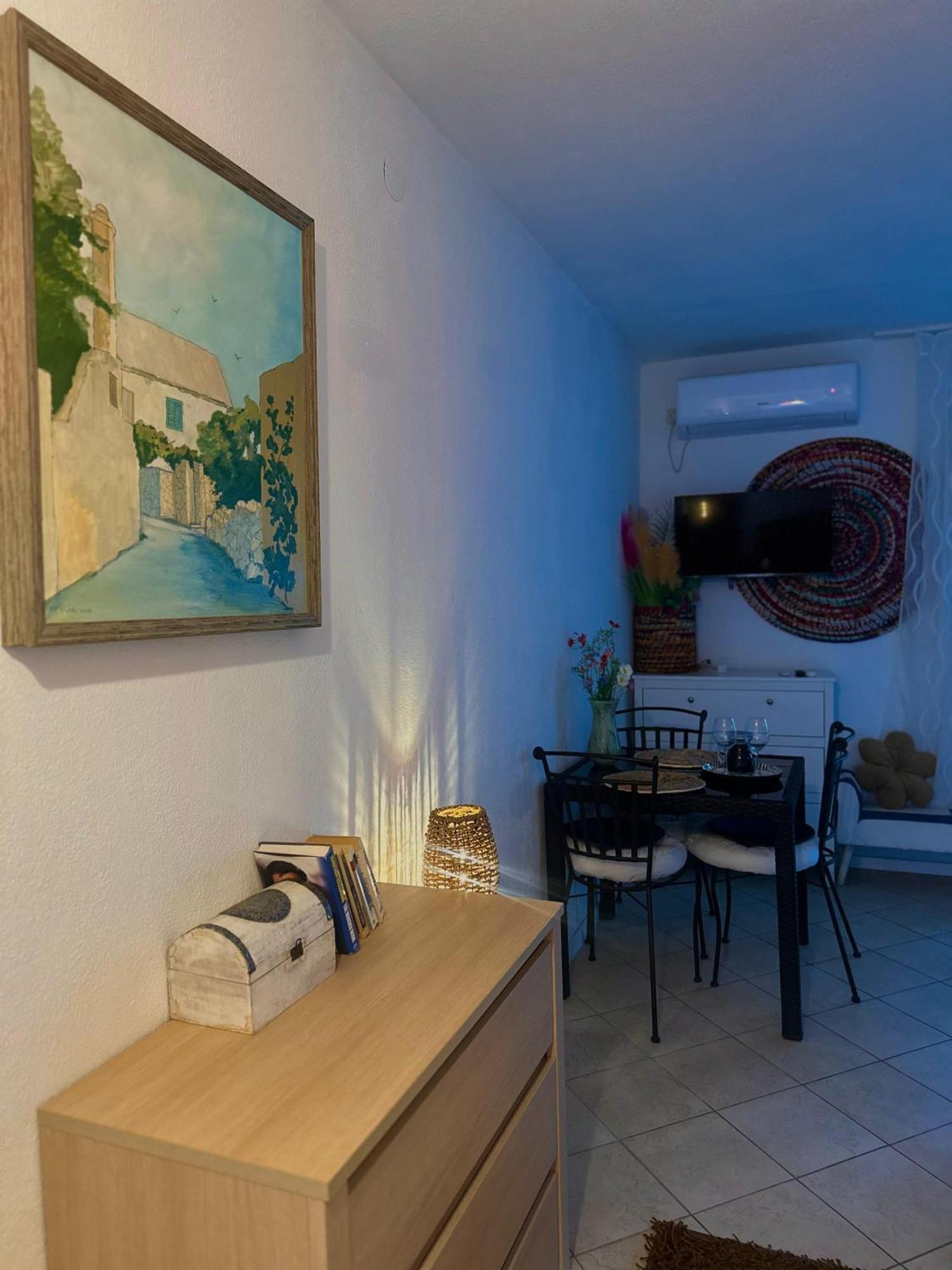 Apartmani Sollei Петрчане Экстерьер фото
